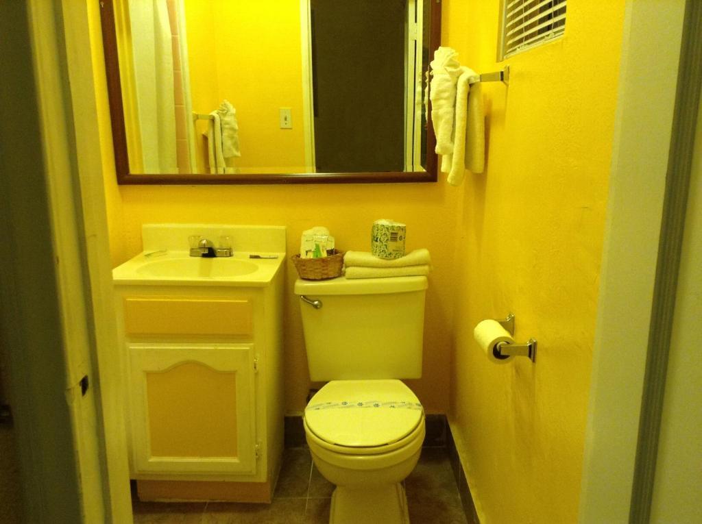 Oceanside Inn & Suites Oda fotoğraf