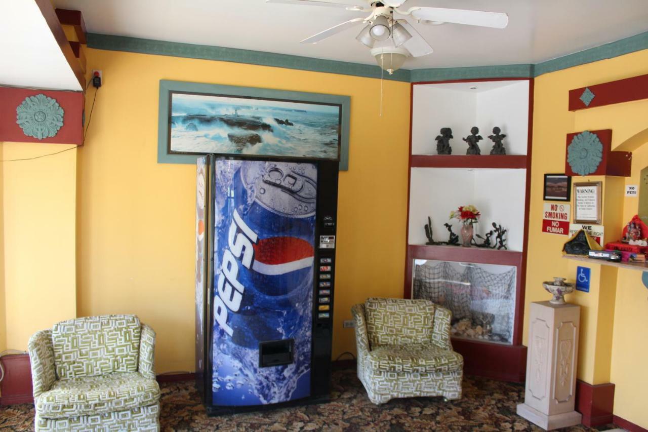 Oceanside Inn & Suites Dış mekan fotoğraf