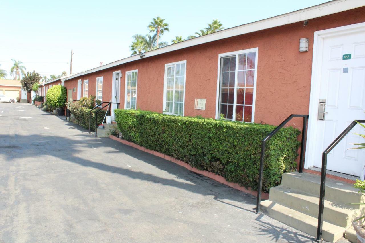 Oceanside Inn & Suites Dış mekan fotoğraf