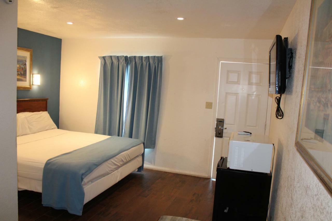 Oceanside Inn & Suites Dış mekan fotoğraf